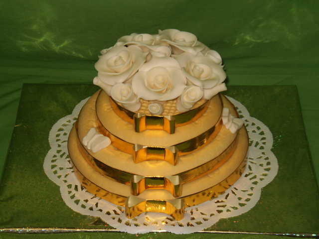4. Svadobná torta