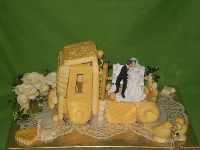 14. Svadobná torta
