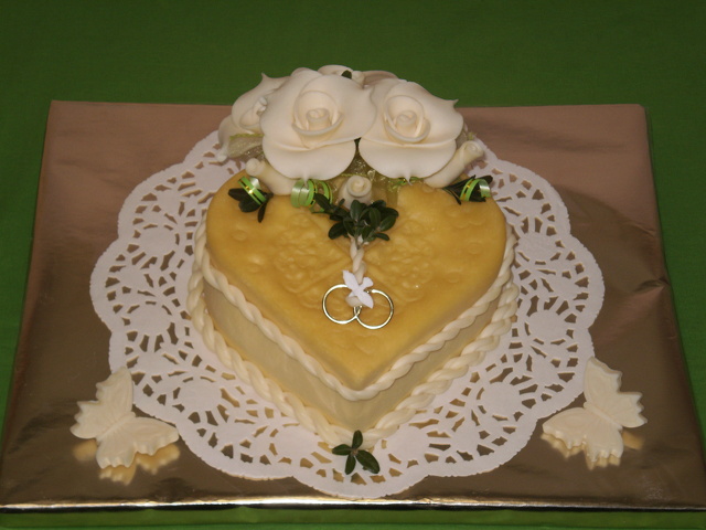 86. Svadobná torta