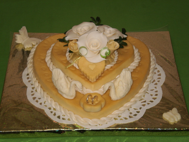 98. Svadobná torta