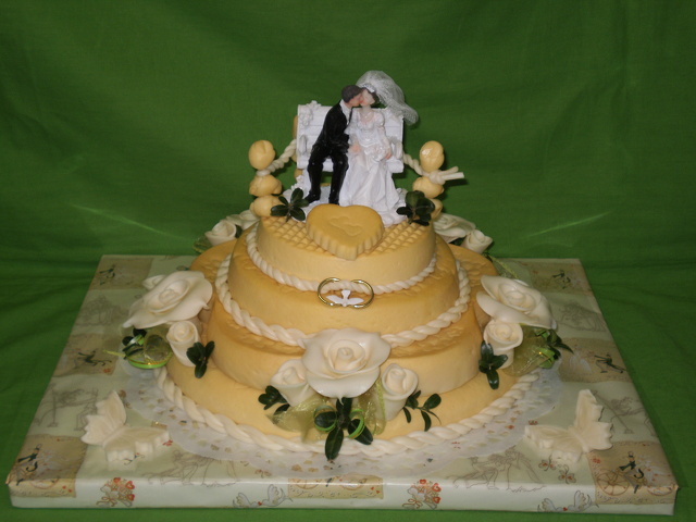 133. Svadobná torta
