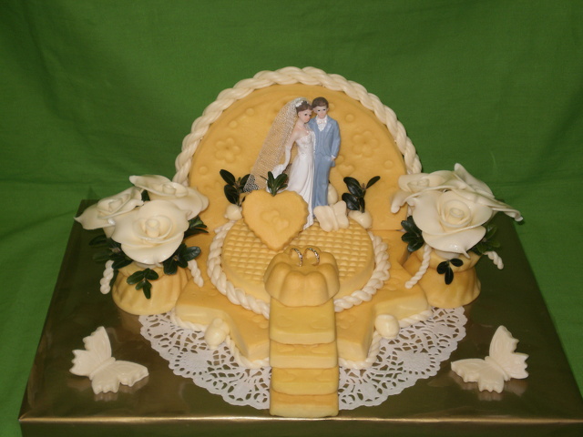 153. Svadobná torta