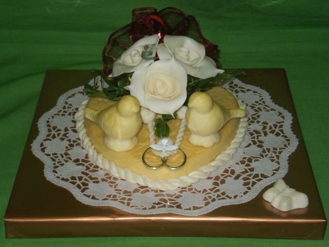 204. Svadobná torta