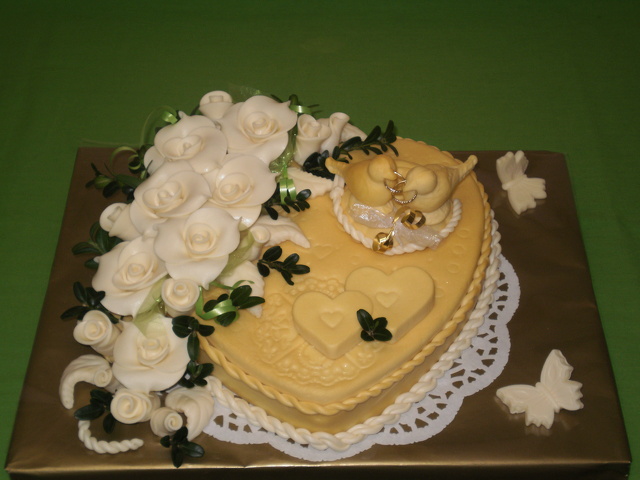 273. Svadobná torta