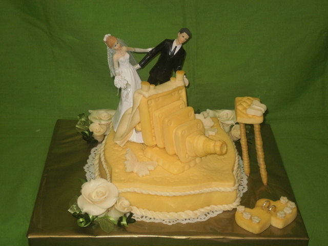 286. Svadobná torta